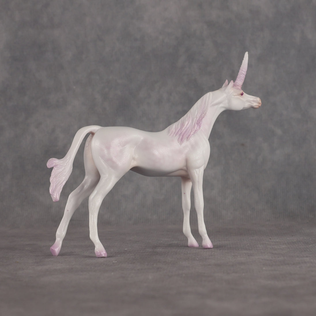 Mini Thea LE-5 EFCM Chip Arabian by Jess Hamill & Carissa Mathews Ro326