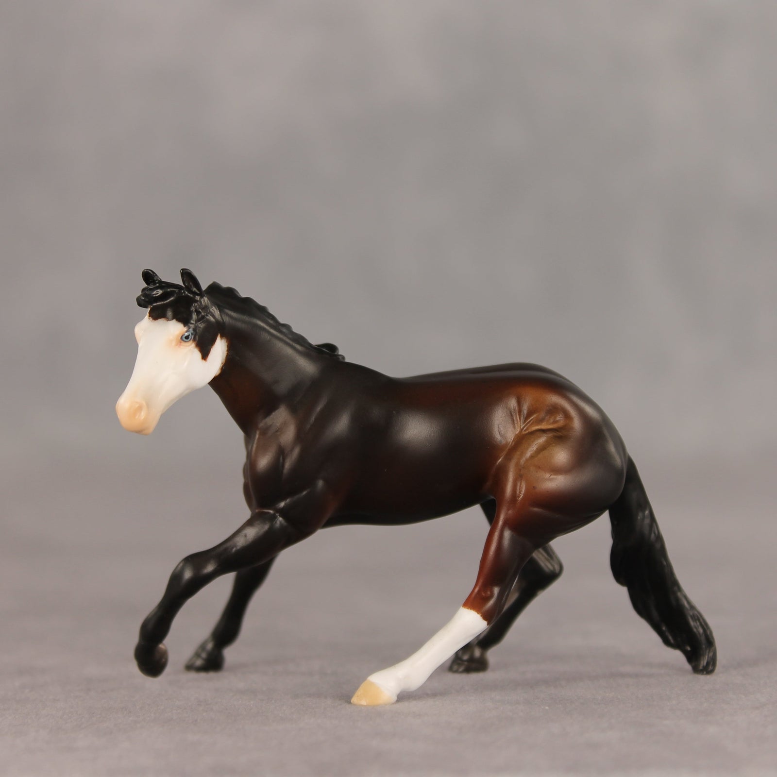 Mirage OOAK Chip Cutting Horse by Anna Rieck VV26