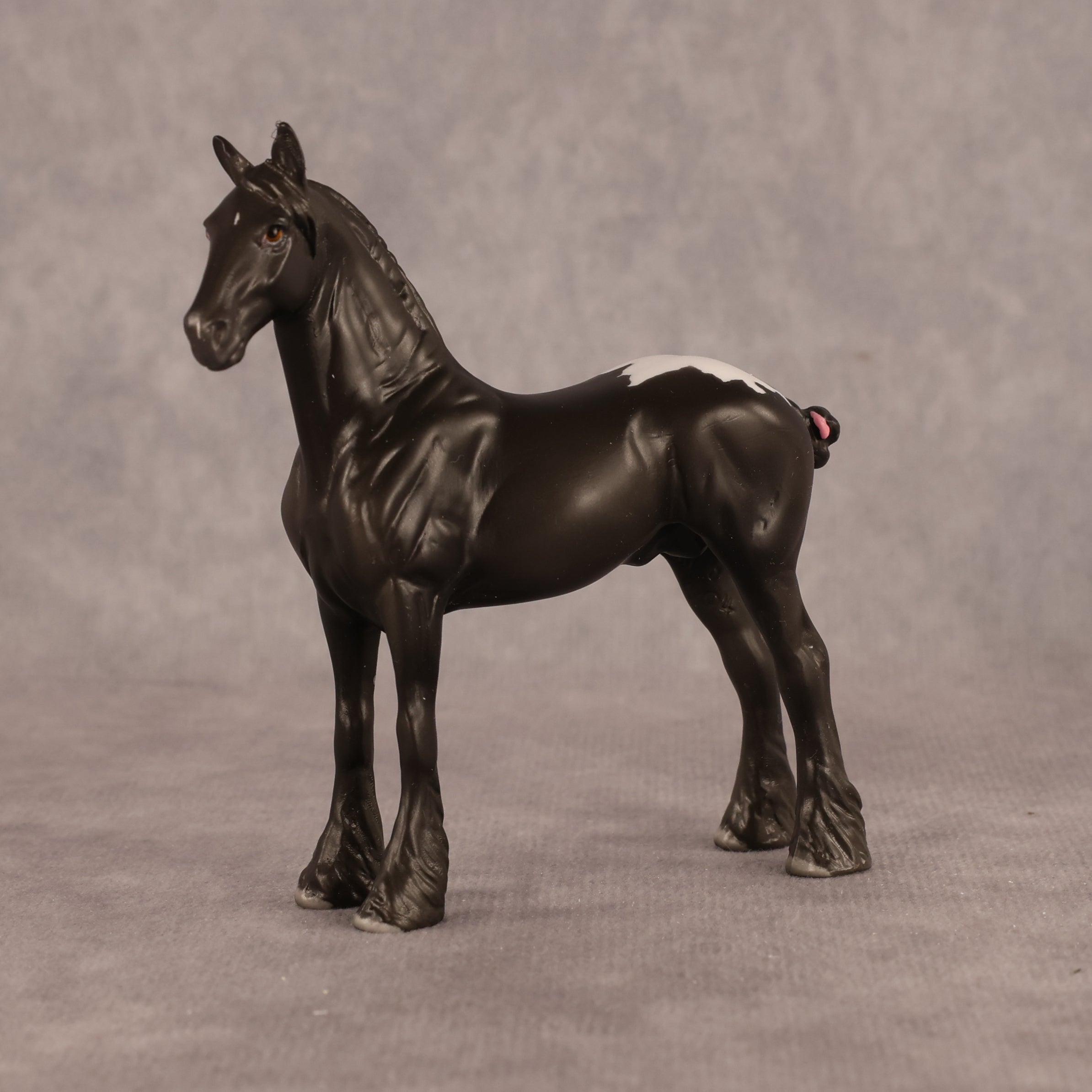 Moe LE-5 Chip Standing Drafter by Madi Wiseman October $99 Chips
