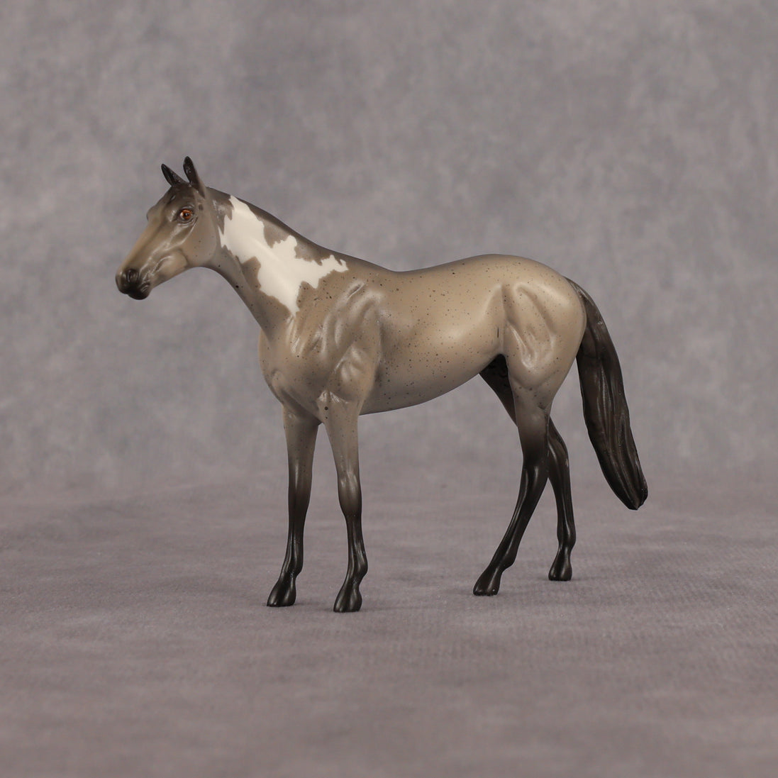 Mouse LE-5 Chip Thoroughbred by Anna Rieck June $99 Chips
