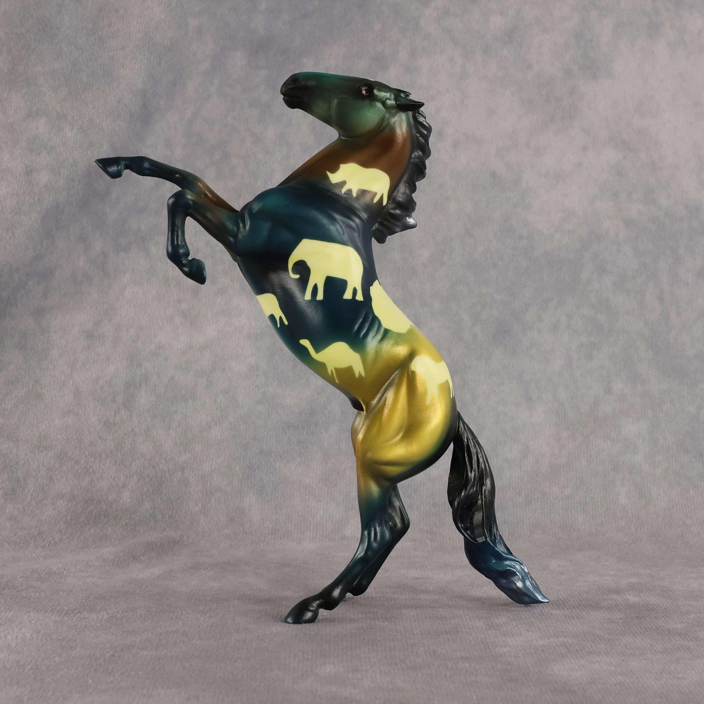OOAK Pebble Mustang Blind Bag by Enrique Duarte WC26