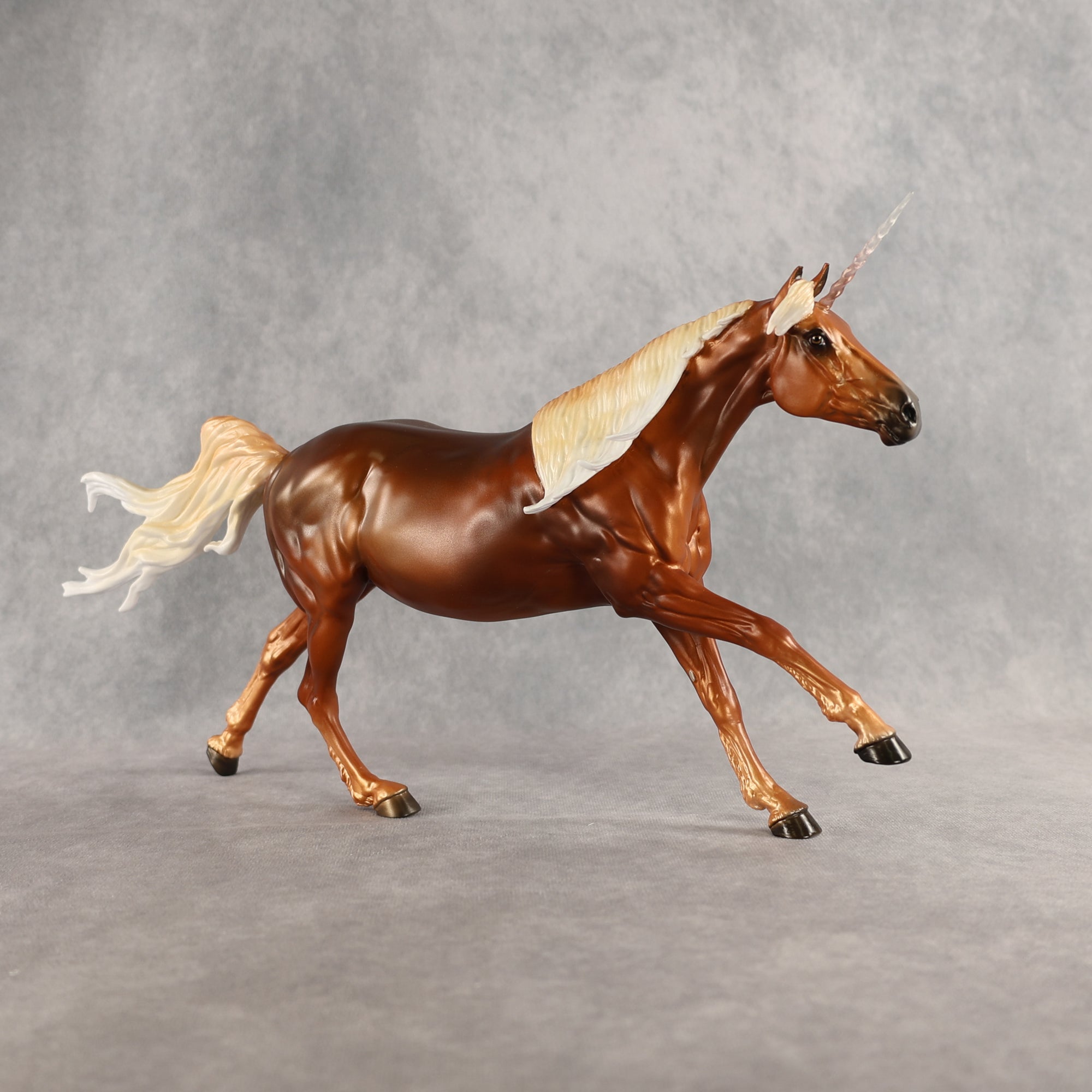 April Special Design-A-Horse FCM Pimento SDAH26