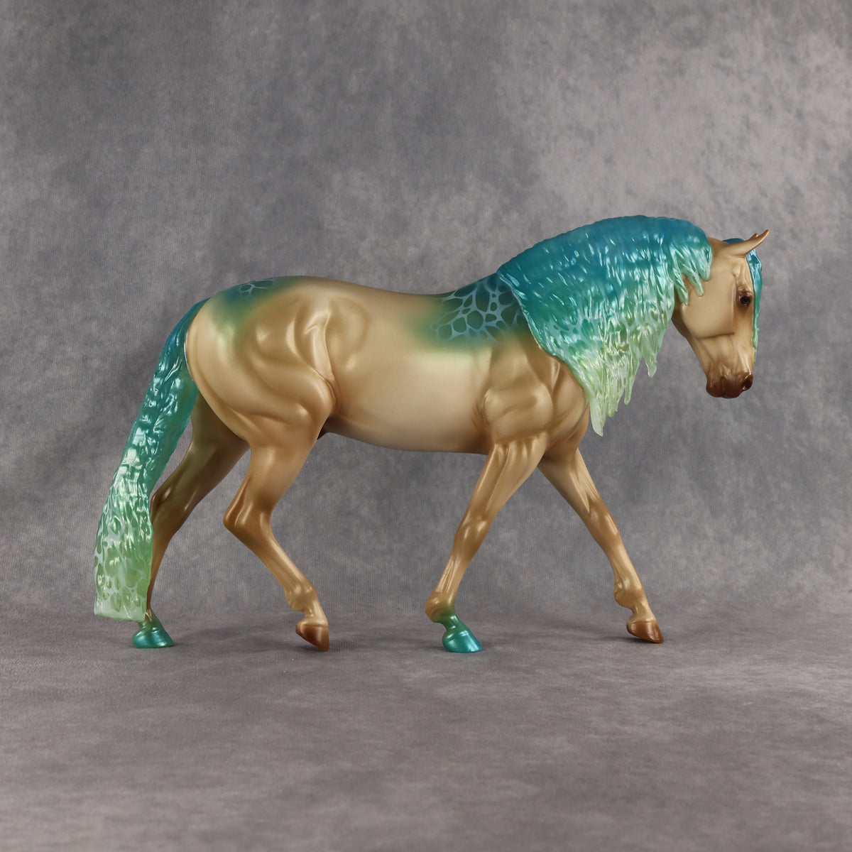 Nalu LE-15 FCM Irish Draught by Ashley Palmer & Melanie Miller EL26