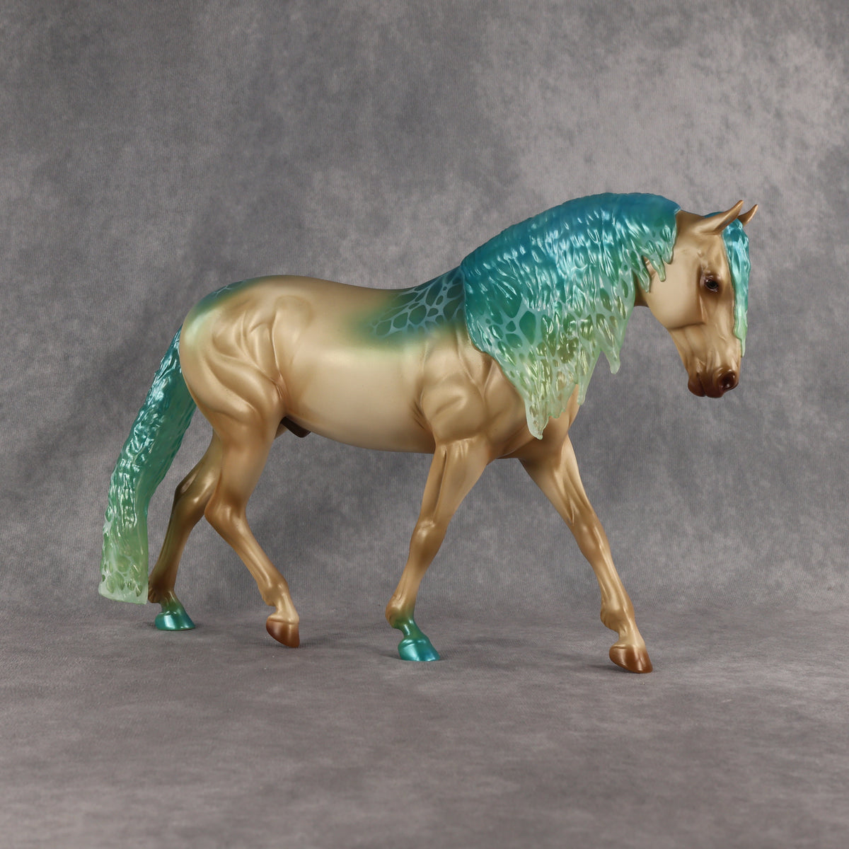 Nalu LE-15 FCM Irish Draught by Ashley Palmer & Melanie Miller EL26