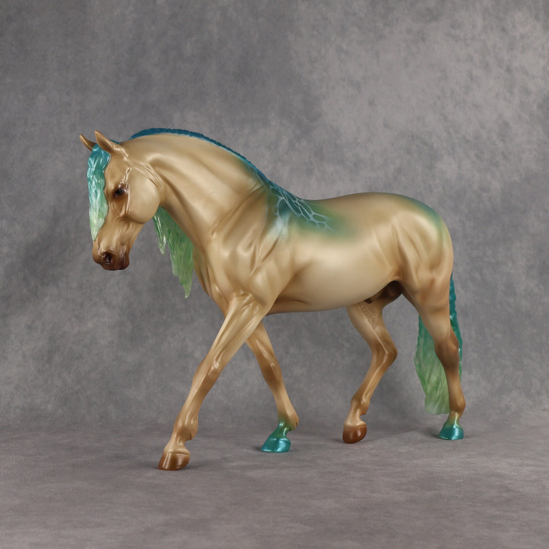 Nalu LE-15 FCM Irish Draught by Ashley Palmer & Melanie Miller EL26