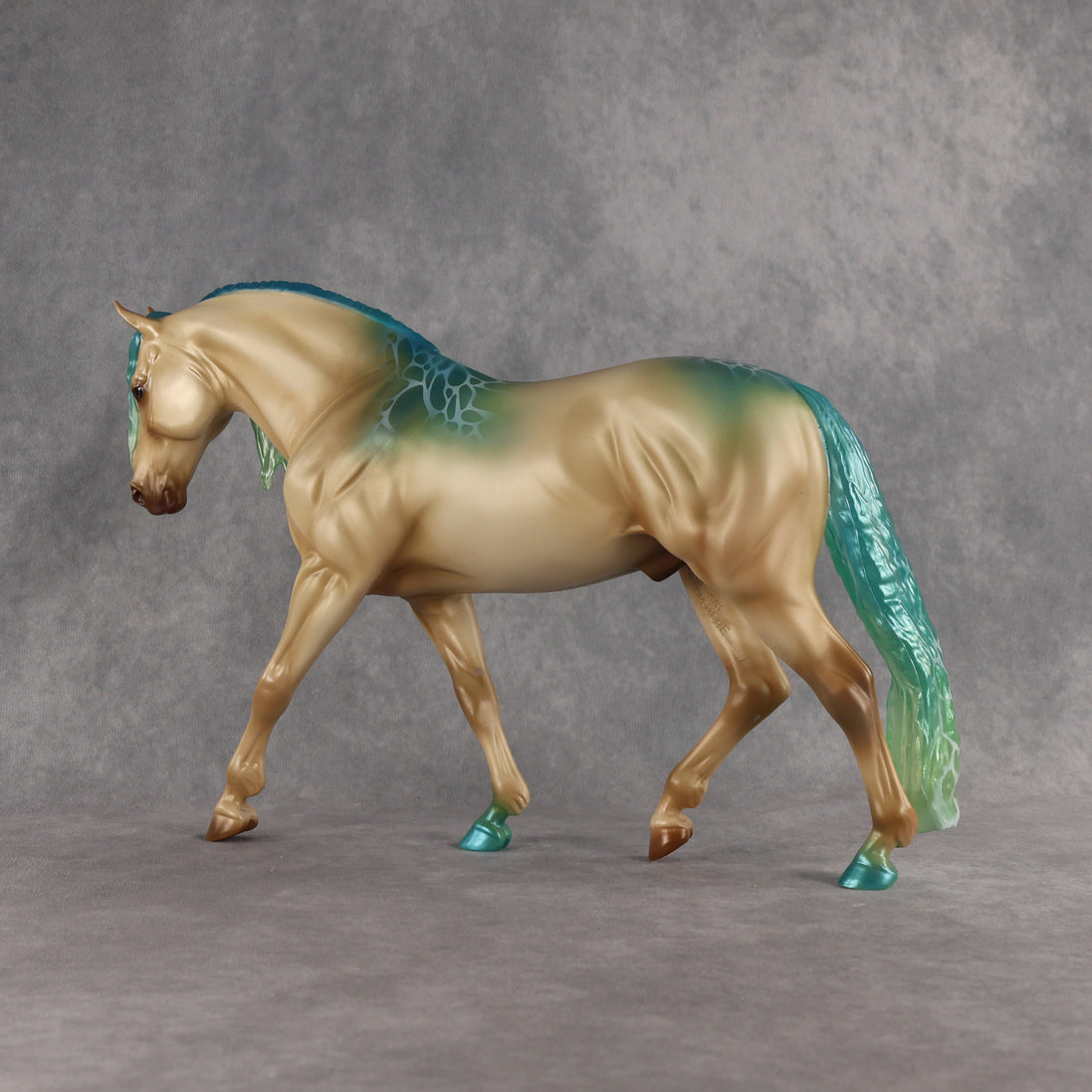 Nalu LE-15 FCM Irish Draught by Ashley Palmer & Melanie Miller EL26