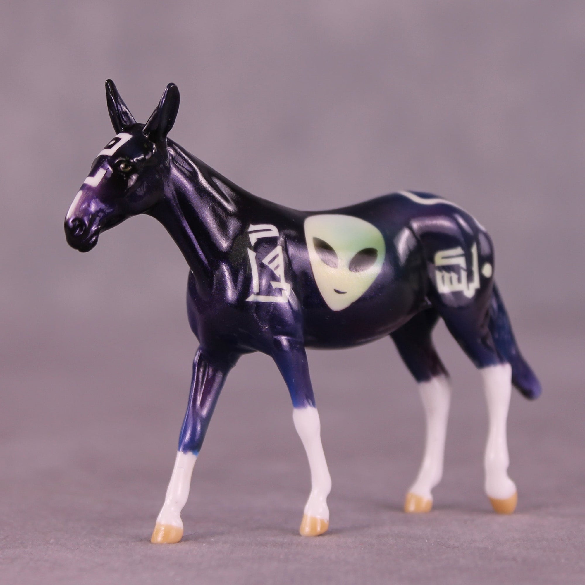 Neptunian Visitor OOAK Chip Mule by Enrique Duarte