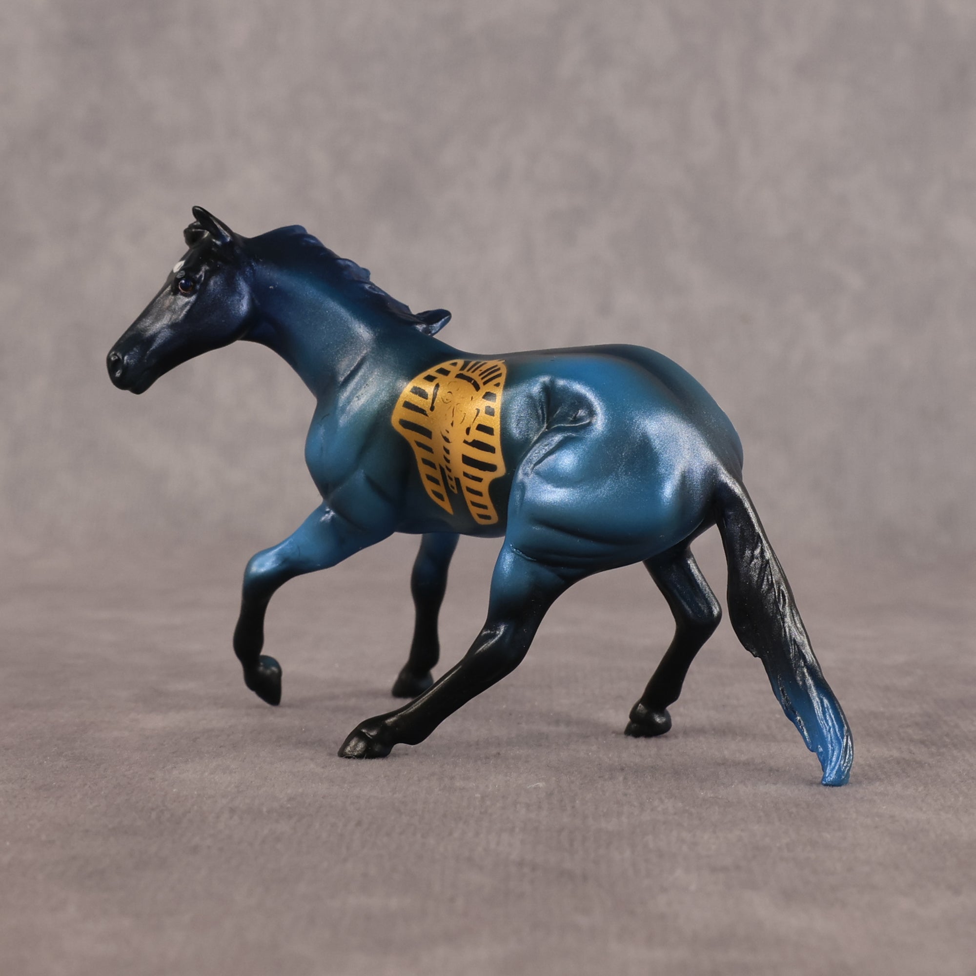 New Kingdom OOAK Chip Cutting Horse by Enrique Duarte WC26