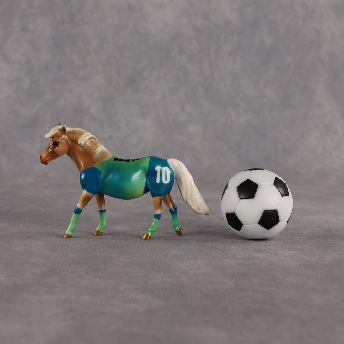 Nigeria OOAK Chip Pony by Enrique Duarte SCD26