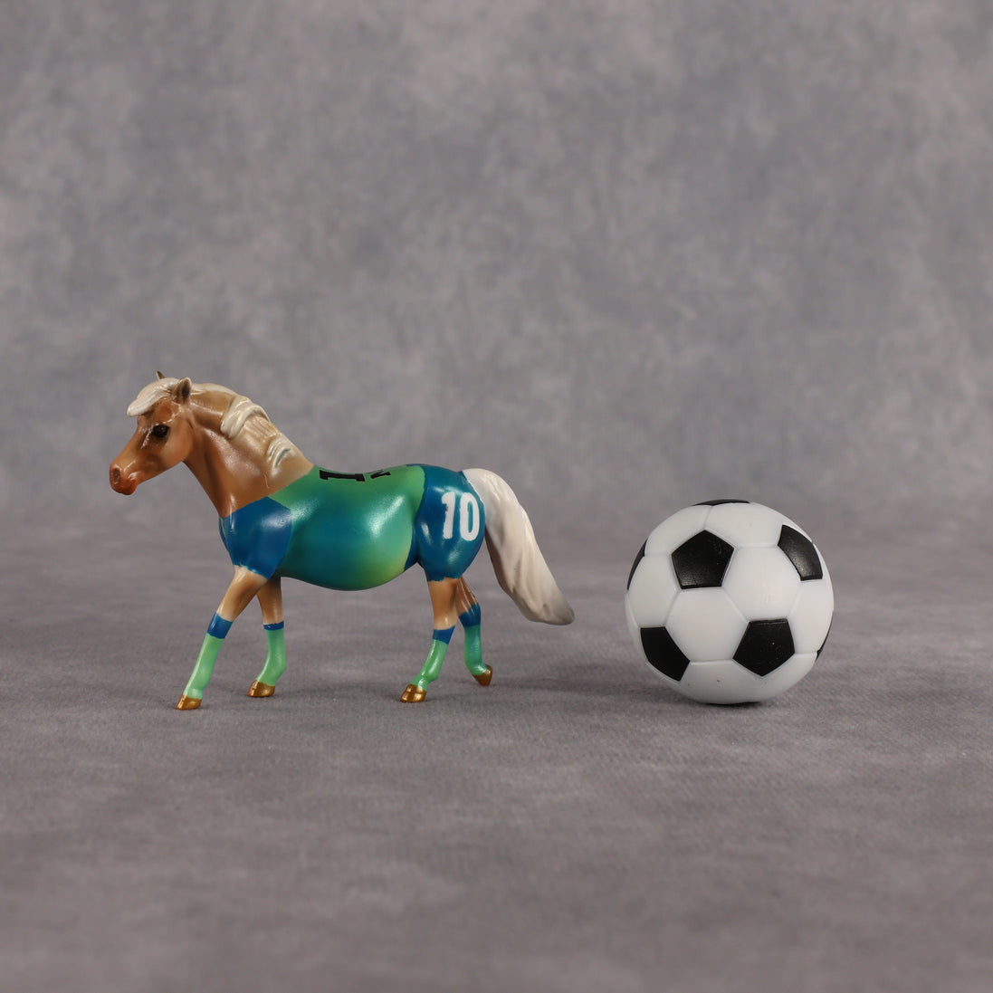 Nigeria OOAK Chip Pony by Enrique Duarte SCD26