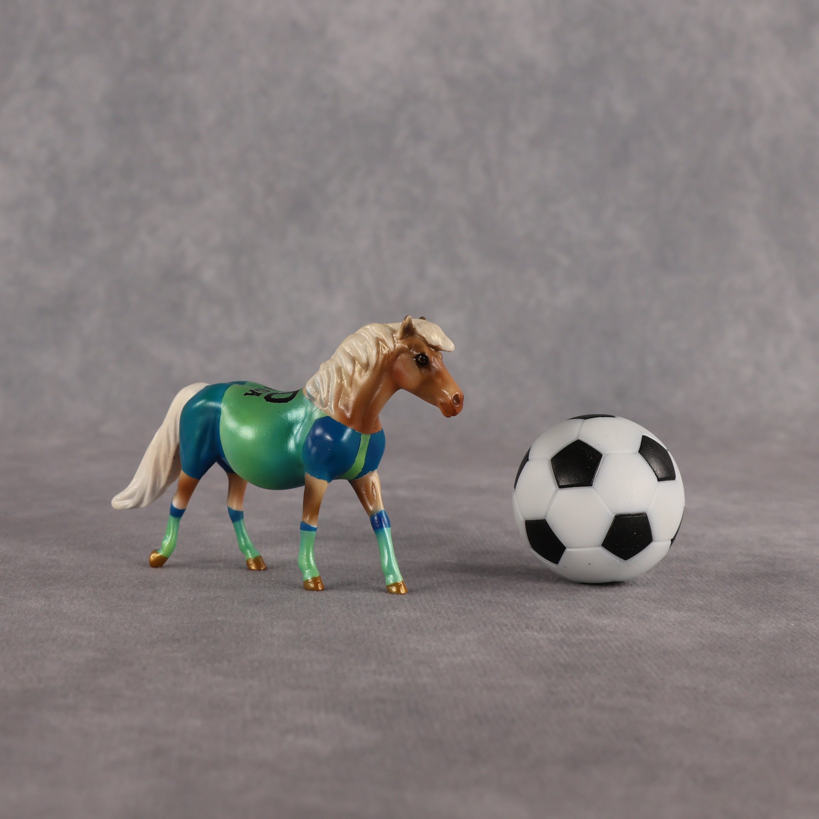 Nigeria OOAK Chip Pony by Enrique Duarte SCD26