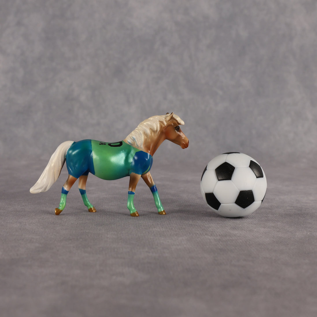 Nigeria OOAK Chip Pony by Enrique Duarte SCD26