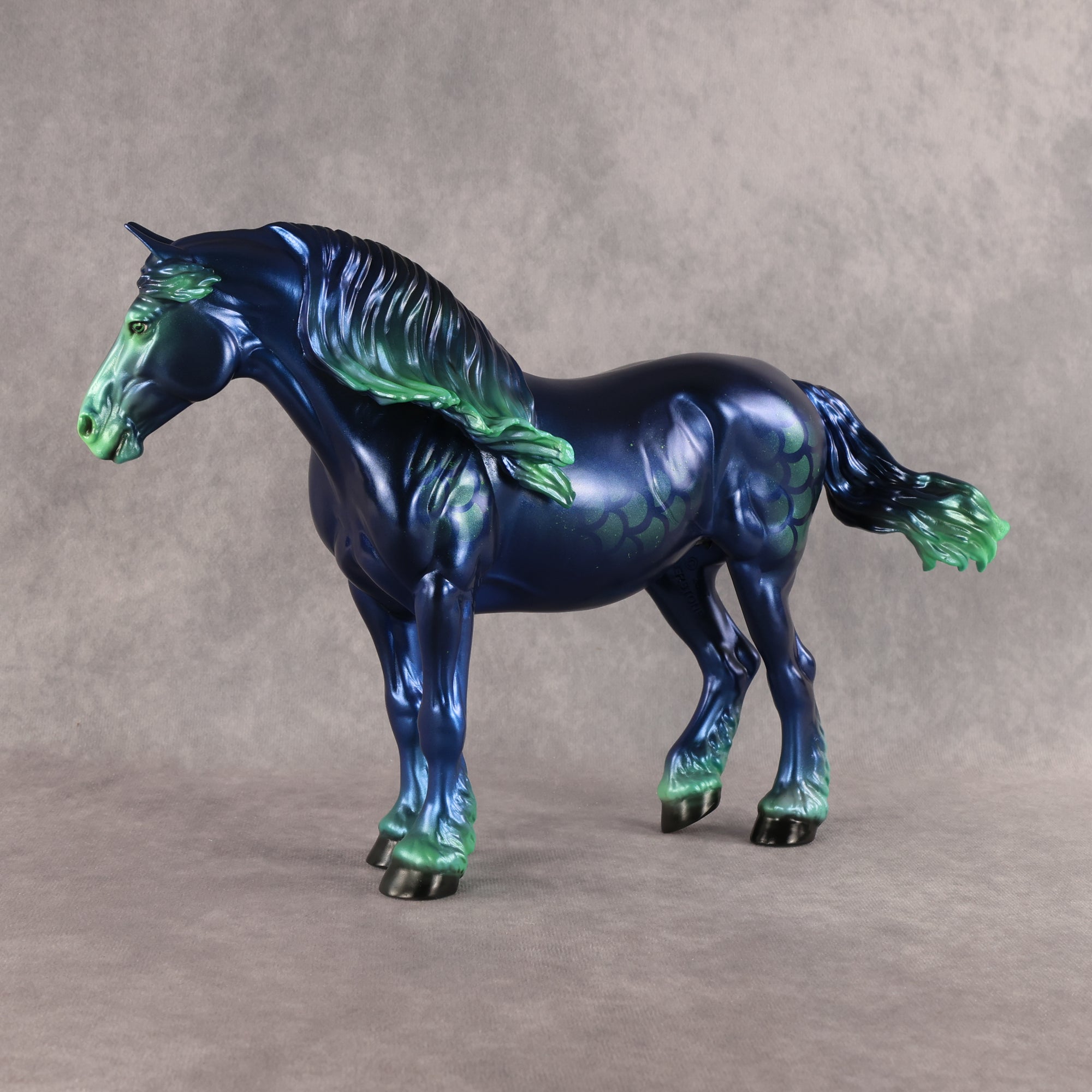 Noctiluca LE-20 FCM Bunny by Ellen Robbins SM26
