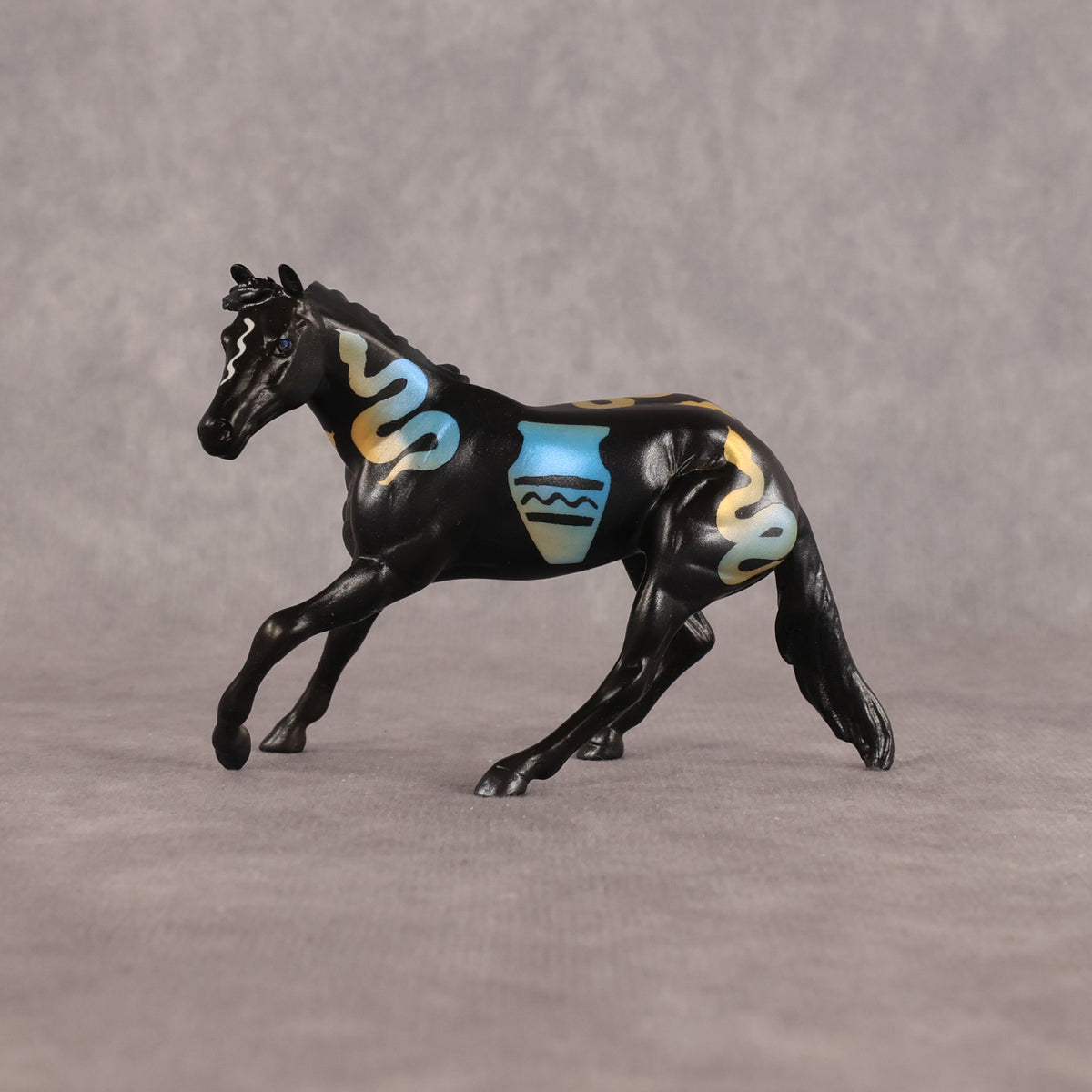 Old Kingdom OOAK Chip Cutting Horse by Enrique Duarte WC26