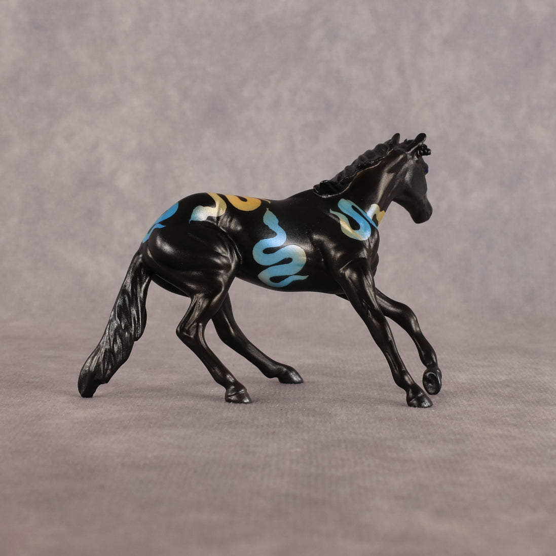 Old Kingdom OOAK Chip Cutting Horse by Enrique Duarte WC26