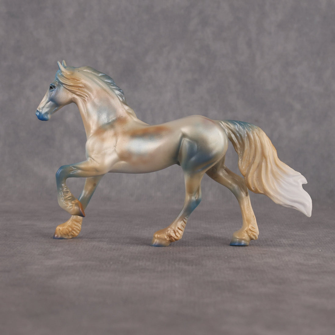 Opalescent OOAK Chip Friesian by Anna Rieck LHS26