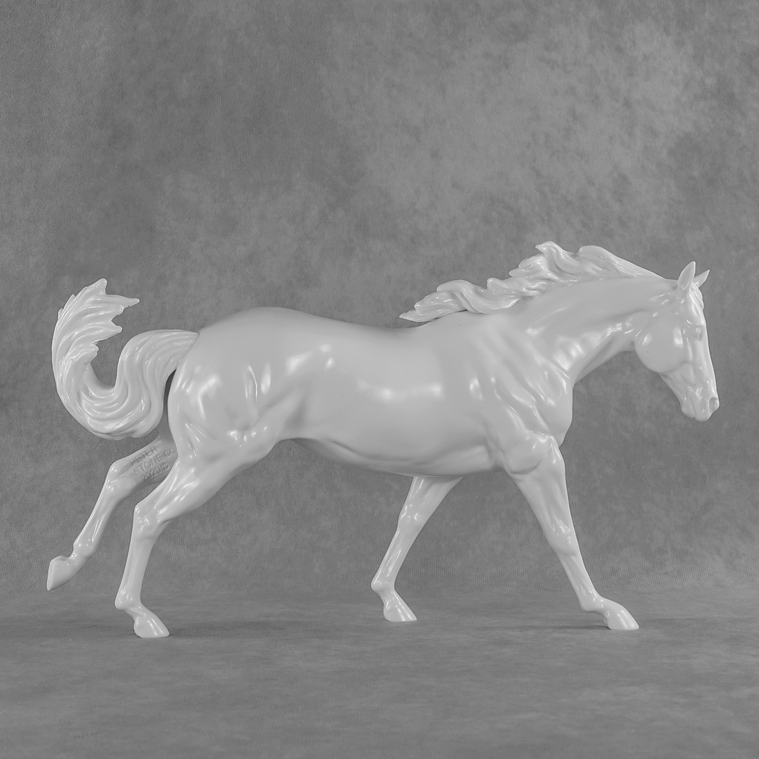 Design-A-Horse FCM Remington May Release DAH26 PM02615