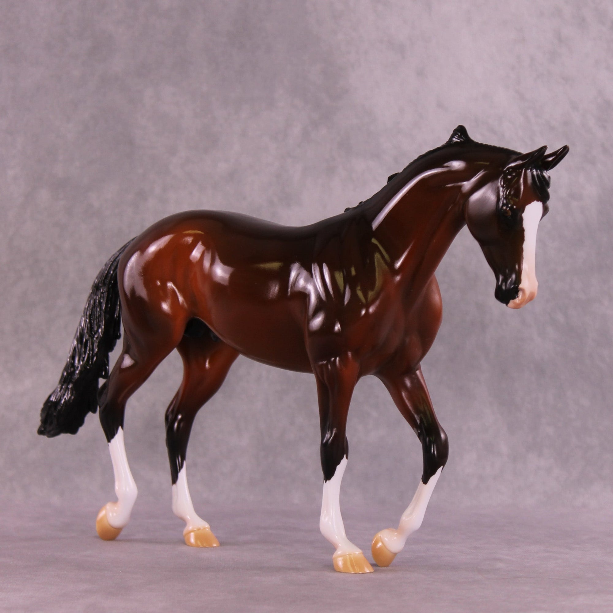Pancake OOAK Thoroughbred by Erika Isbell MM25 Group D