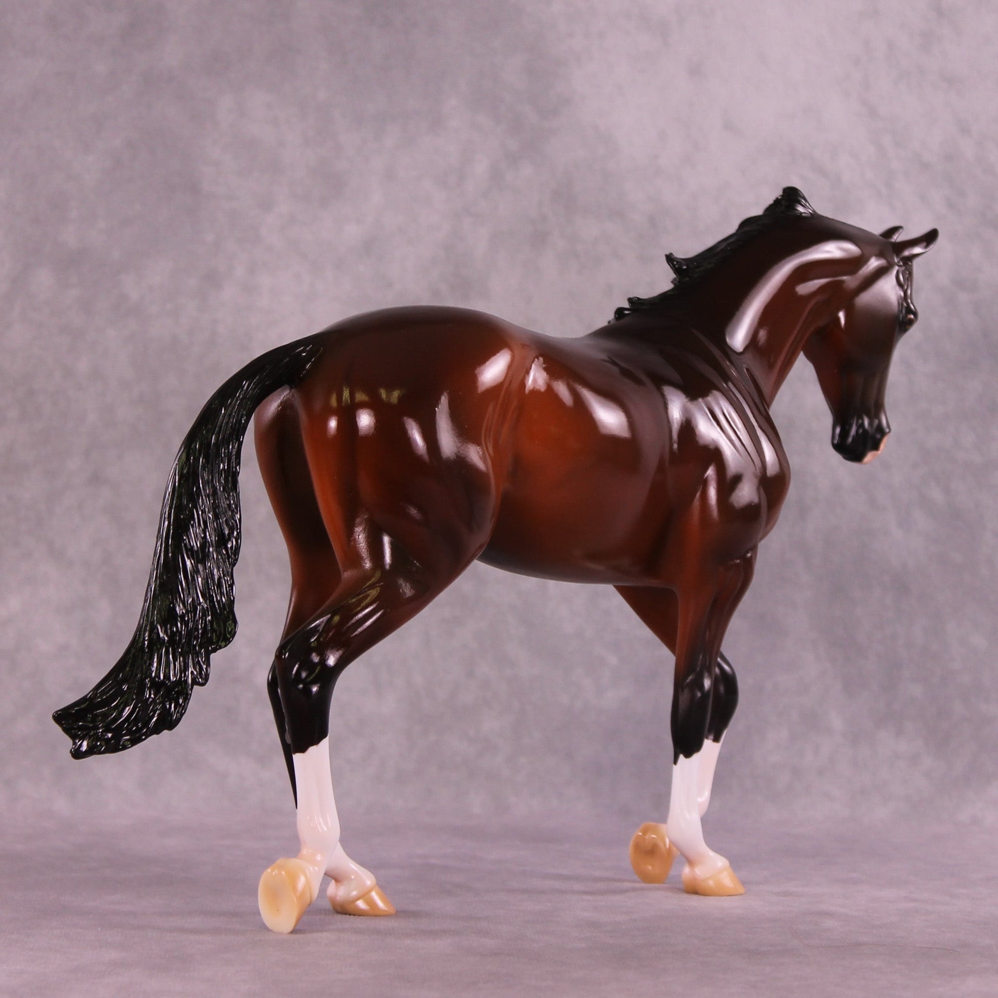 Pancake OOAK Thoroughbred by Erika Isbell MM25 Group D