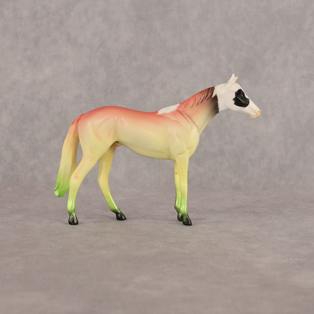 Parade Float OOAK Chip Thoroughbred  by Alex Fortman EQ26