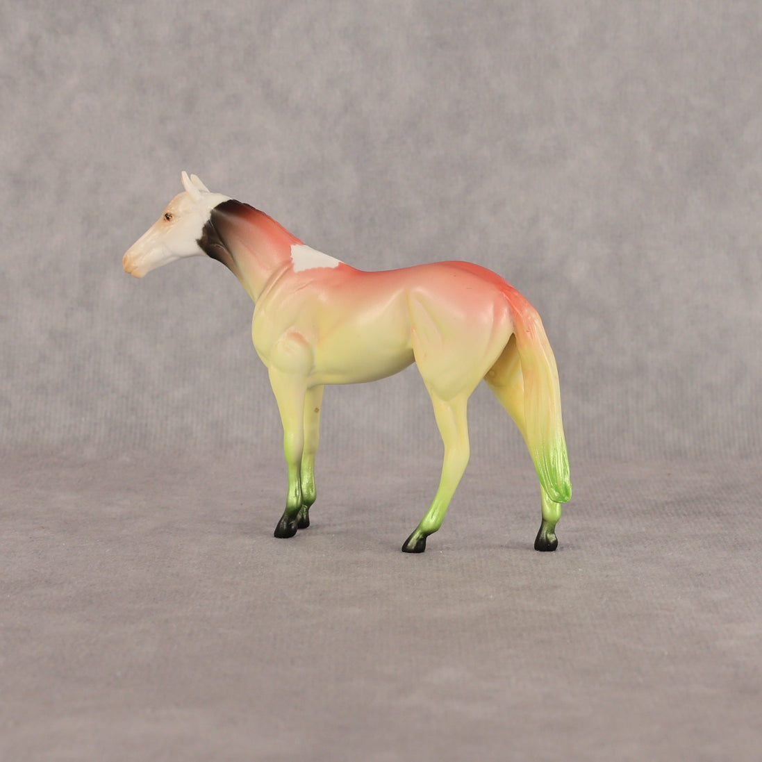Parade Float OOAK Chip Thoroughbred  by Alex Fortman EQ26