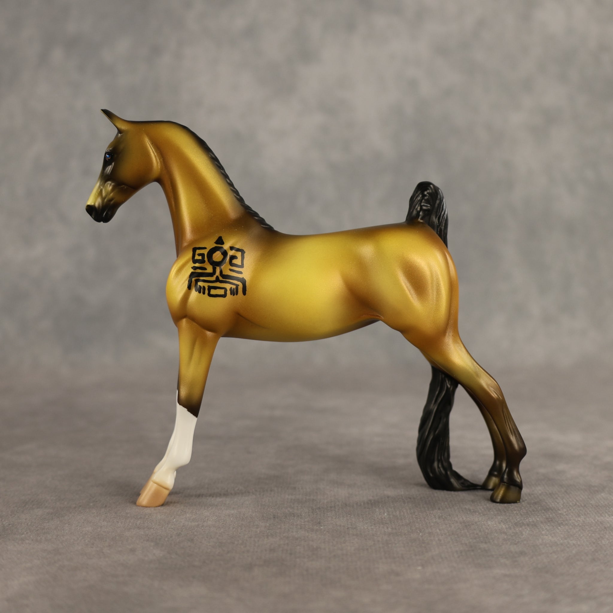 Monte Albán LE-5 Pebble Saddlebred by Enrique Duarte WC26