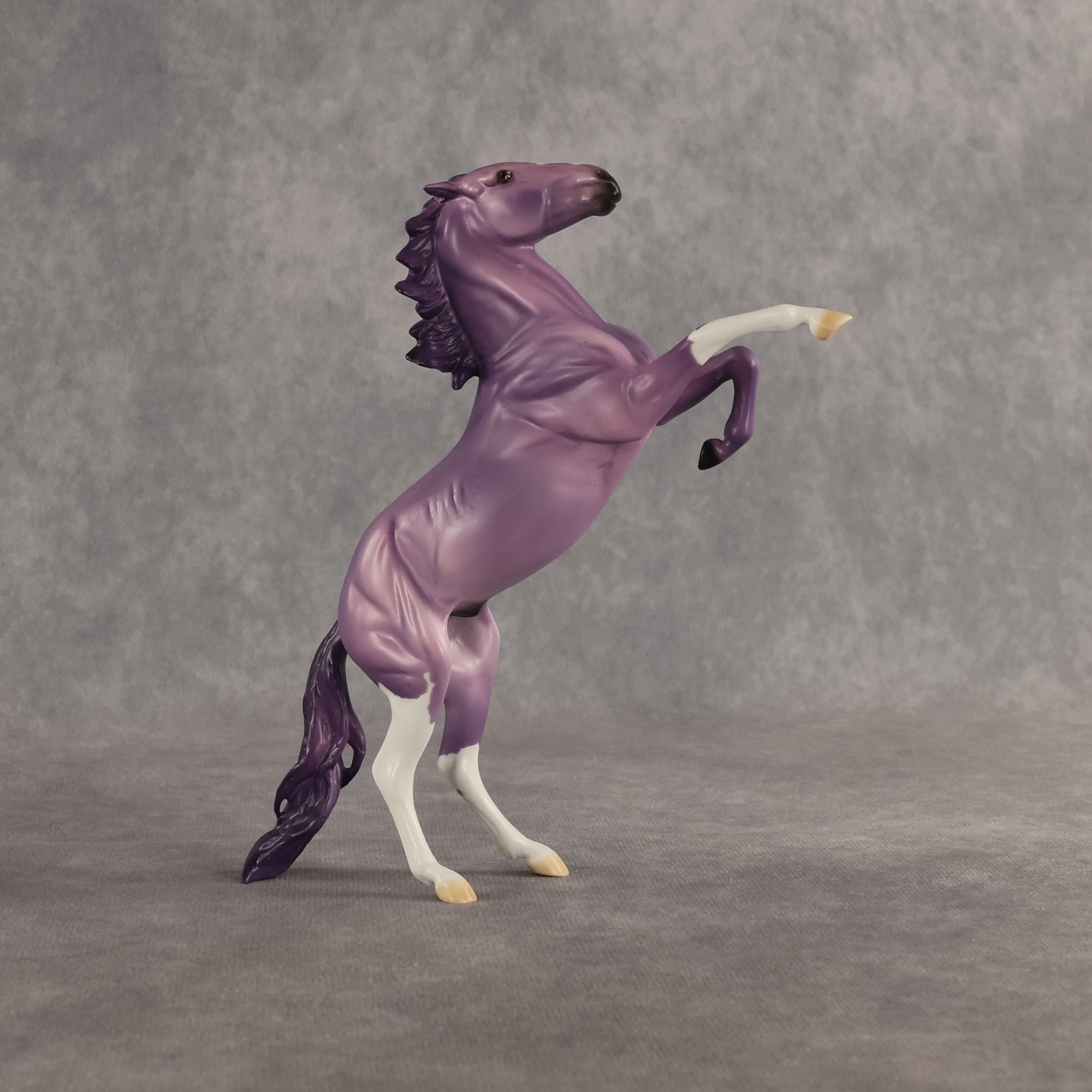 Periwinkle Run  OOAK Pebble Mustang by Dawn Quick SHCF26