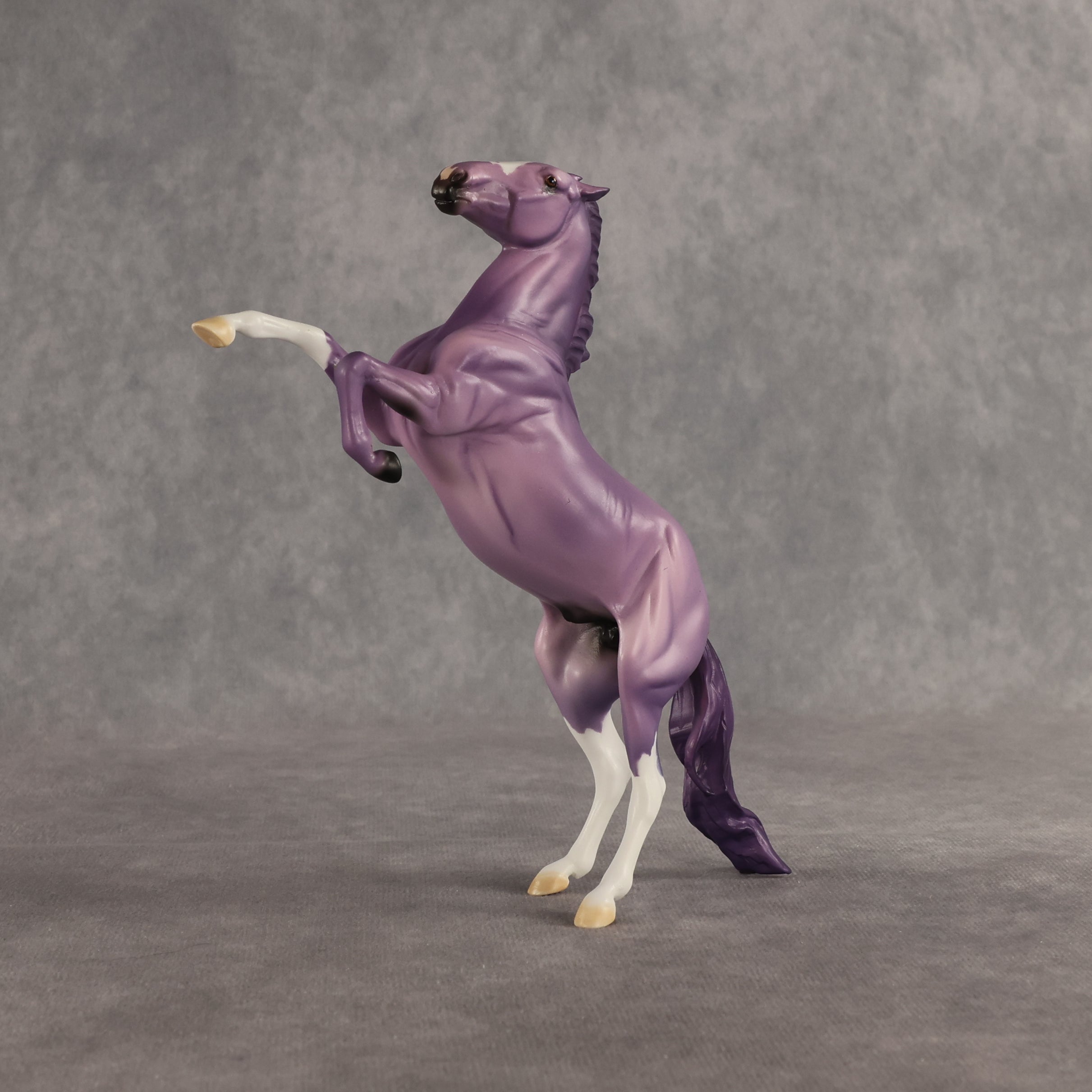 Periwinkle Run  OOAK Pebble Mustang by Dawn Quick SHCF26
