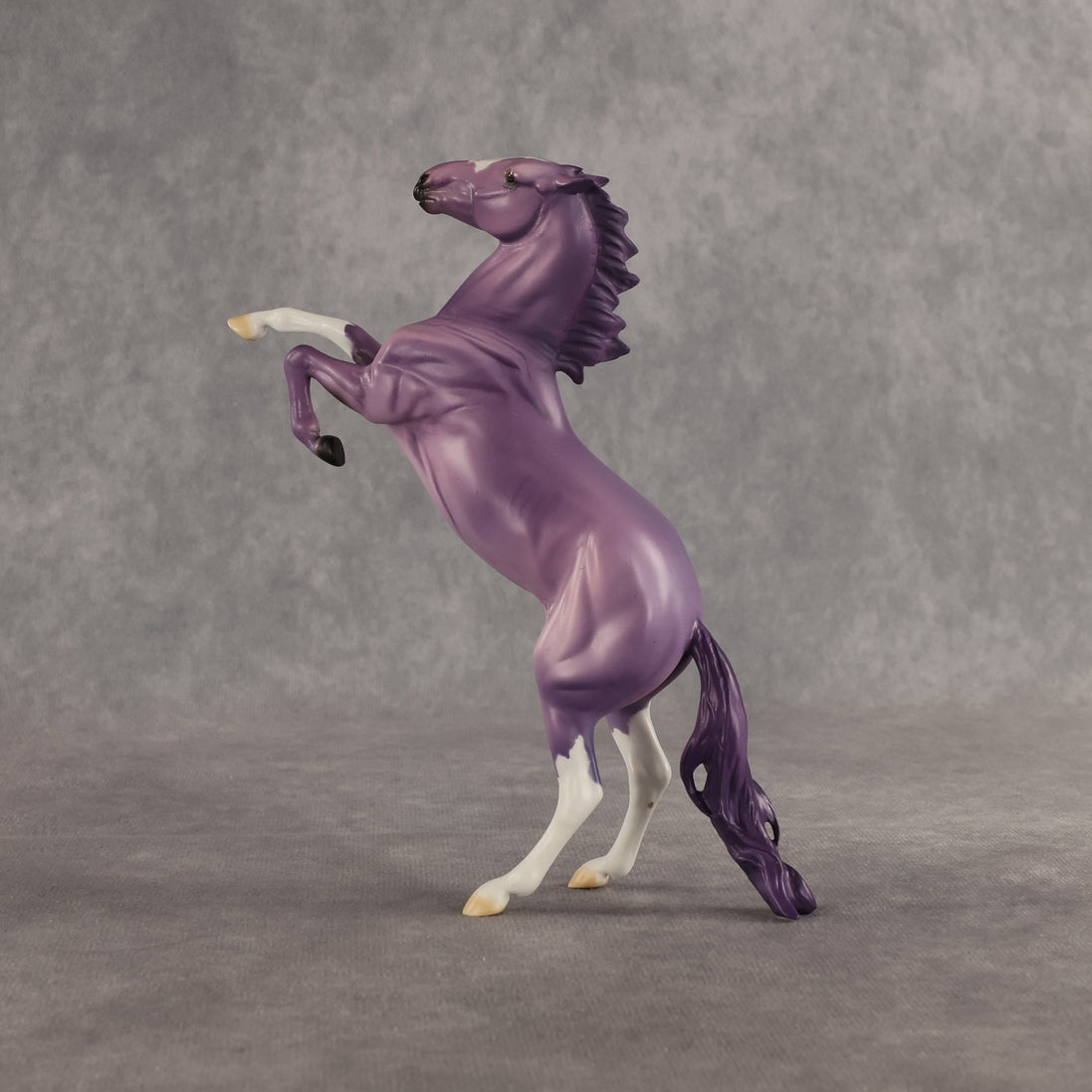Periwinkle Run  OOAK Pebble Mustang by Dawn Quick SHCF26