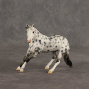 Photo Spot OOAK Chip Cutting Horse by Ellen Robbins SHCF26