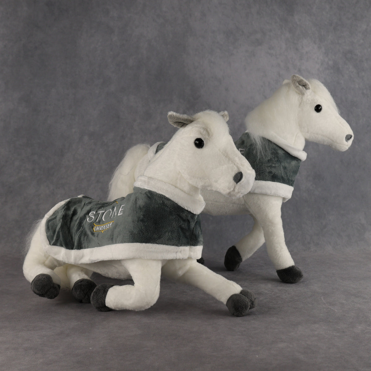 Stuffed Plush Arty Arabian with Removable Embroidered Blanket LE-125 2026