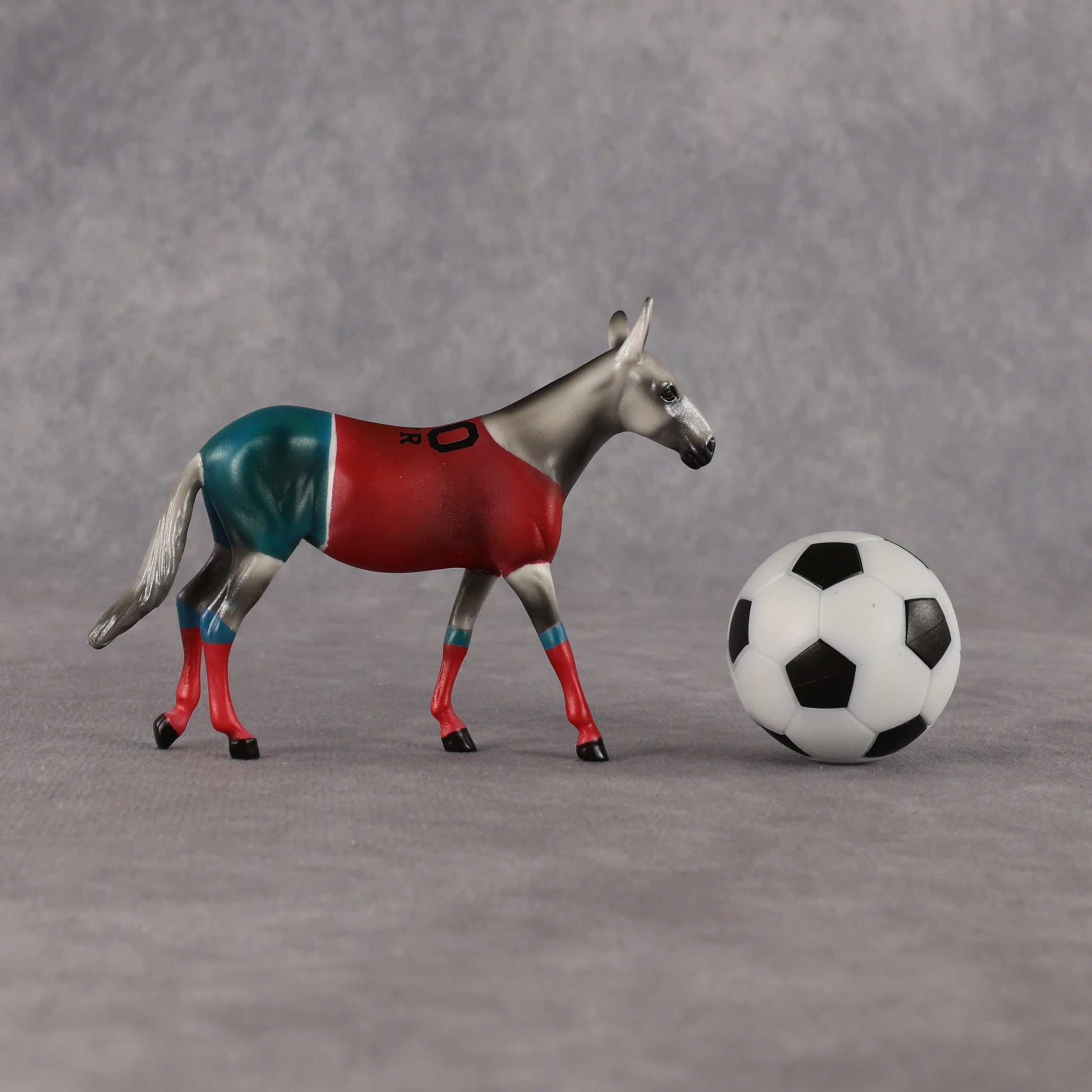 Portugal OOAK Chip Mule by Enrique Duarte SCD26