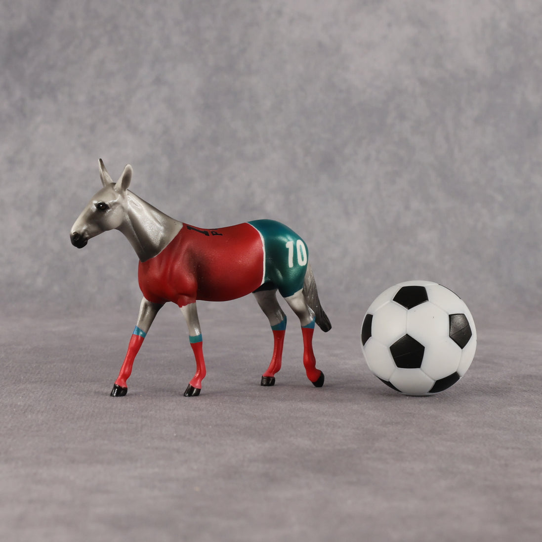 Portugal OOAK Chip Mule by Enrique Duarte SCD26