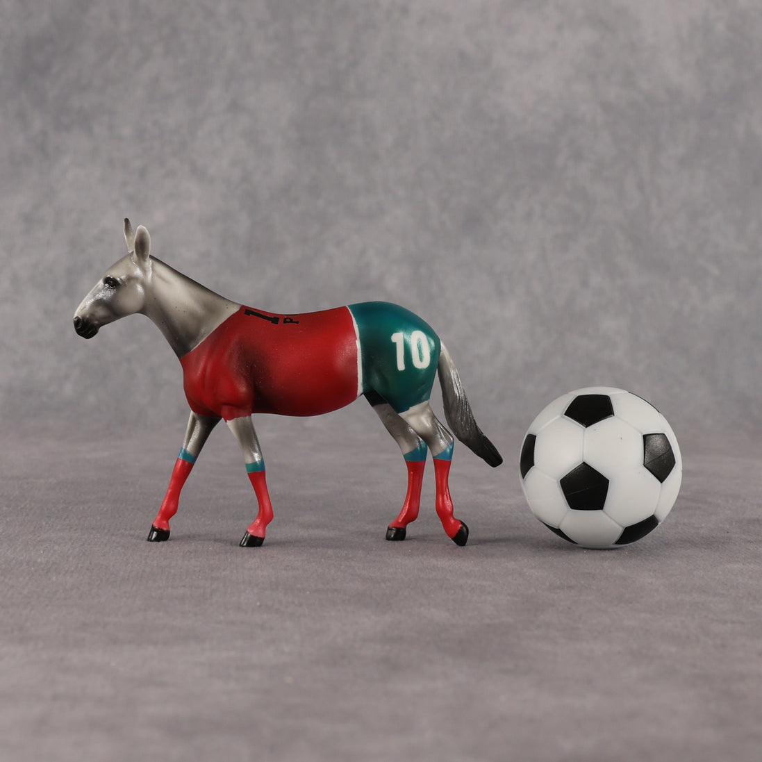 Portugal OOAK Chip Mule by Enrique Duarte SCD26