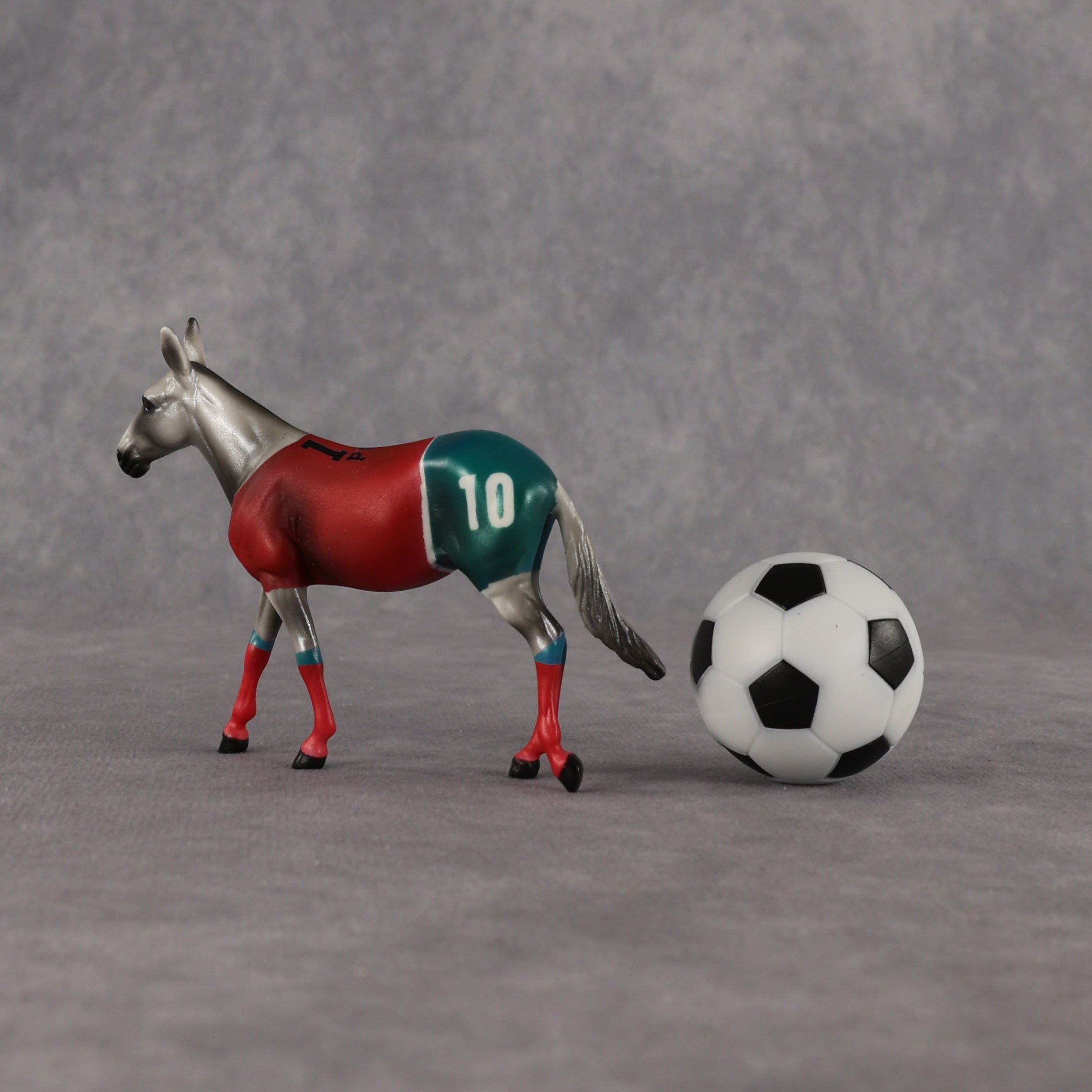 Portugal OOAK Chip Mule by Enrique Duarte SCD26