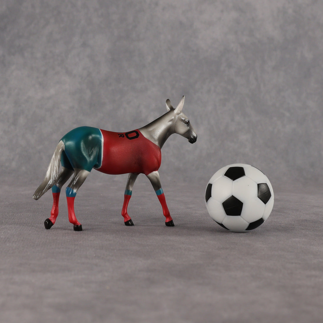 Portugal OOAK Chip Mule by Enrique Duarte SCD26
