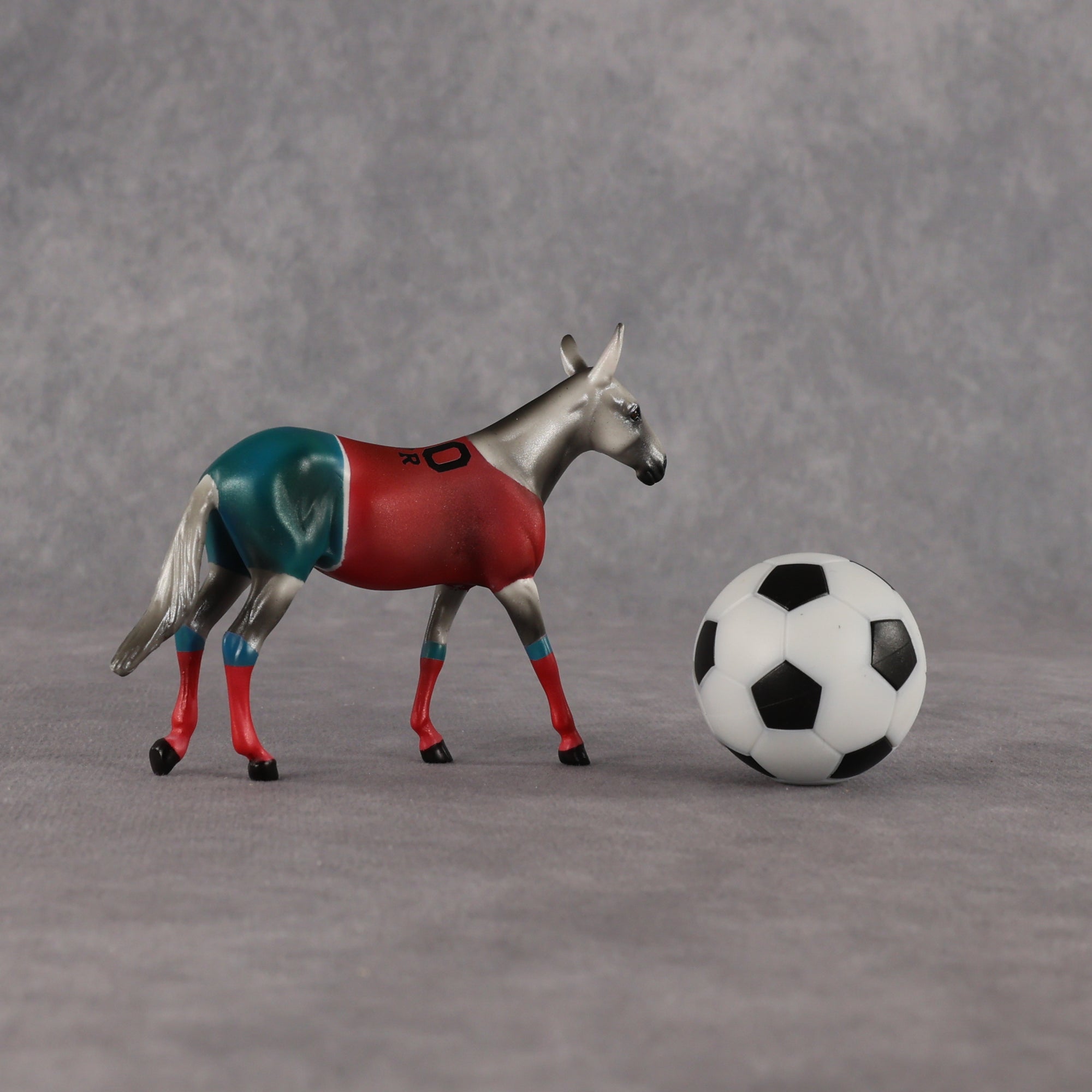 Portugal OOAK Chip Mule by Enrique Duarte SCD26