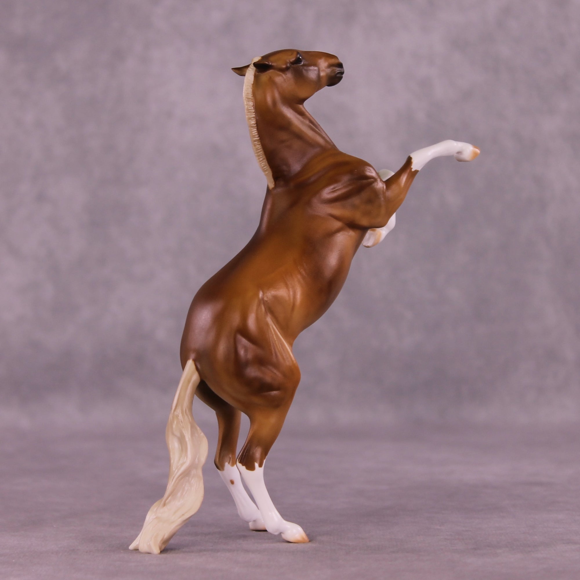 SAMPLE Purity LE-5 Pebbles Mustang by Julie Keim SS0126