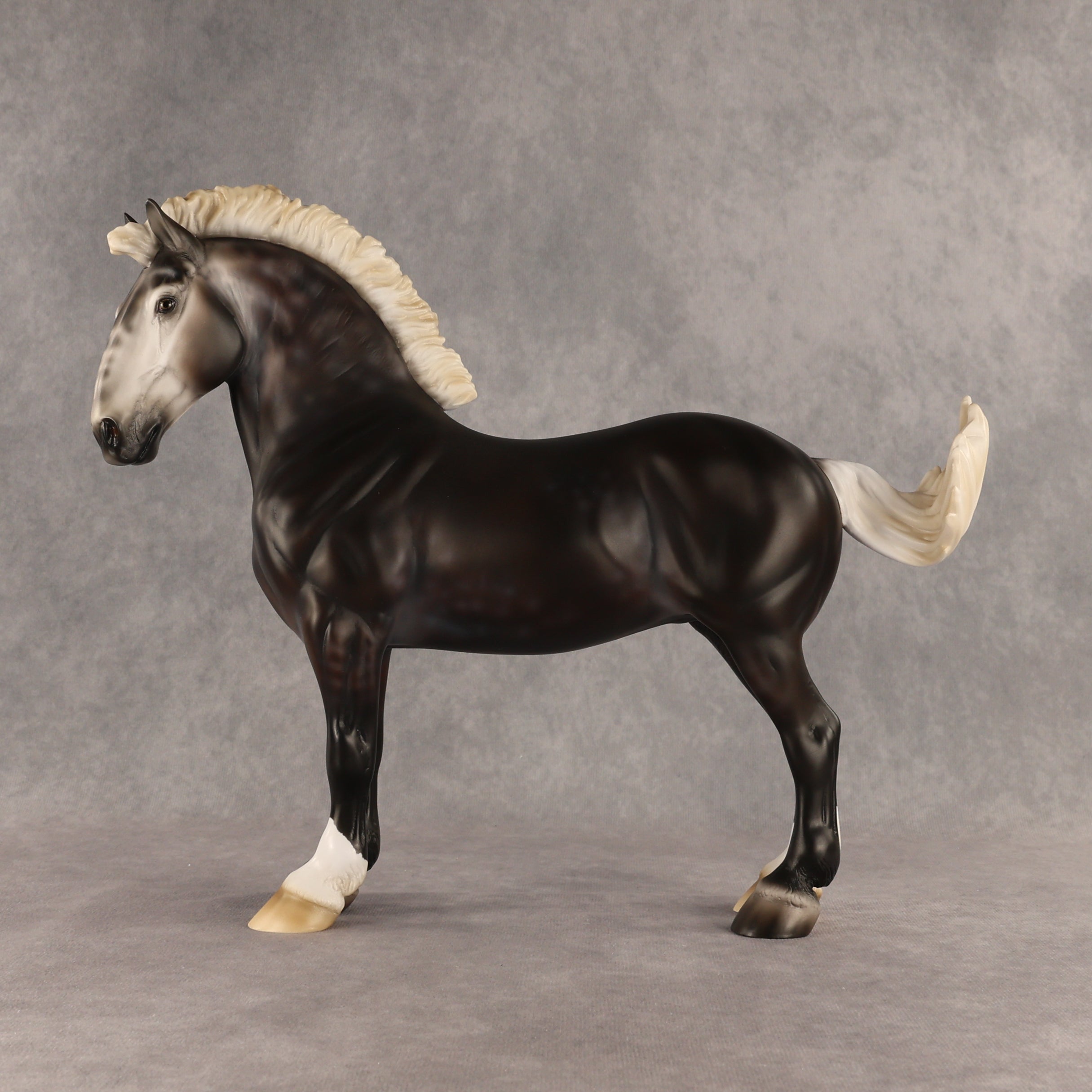 Raiden LE-15 FCM Standing Drafter by Ashley Palmer & Melanie Miller  EL26