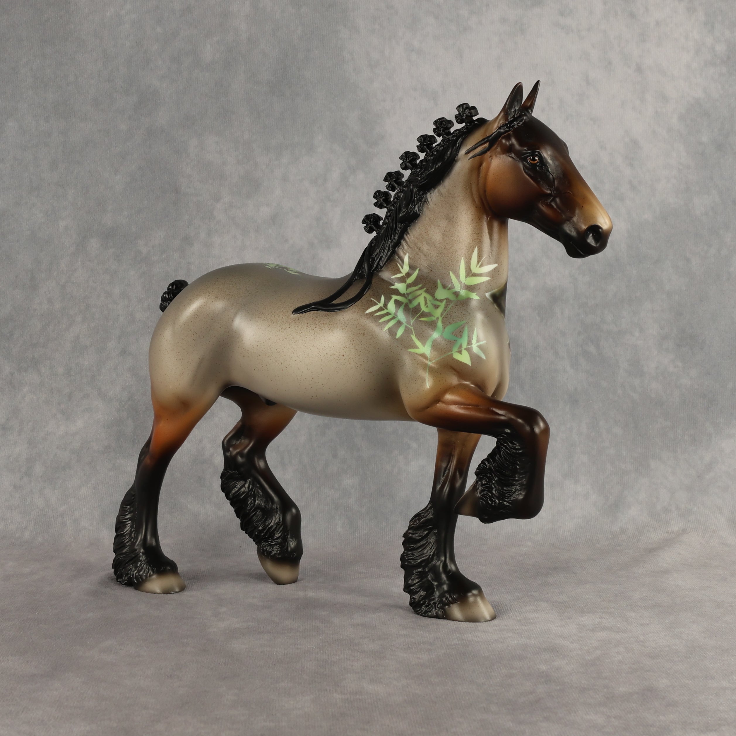 Red Panda LE-5 Trotting Drafter by Enrique Duarte ES26
