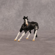 Runaway Daisy OOAK Chip Cutting Horse by Anna Rieck LHS26