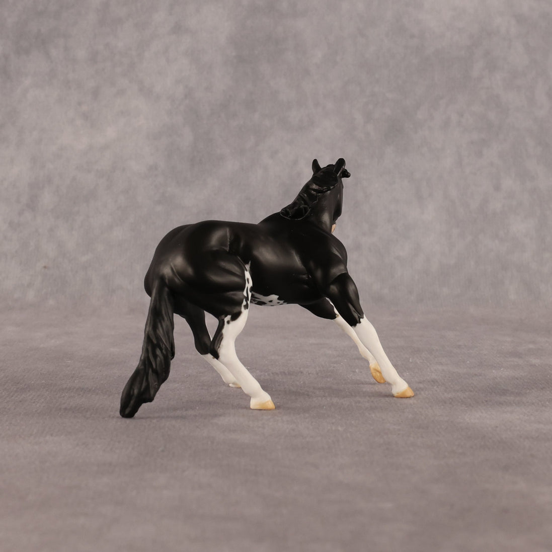 Runaway Daisy OOAK Chip Cutting Horse by Anna Rieck LHS26