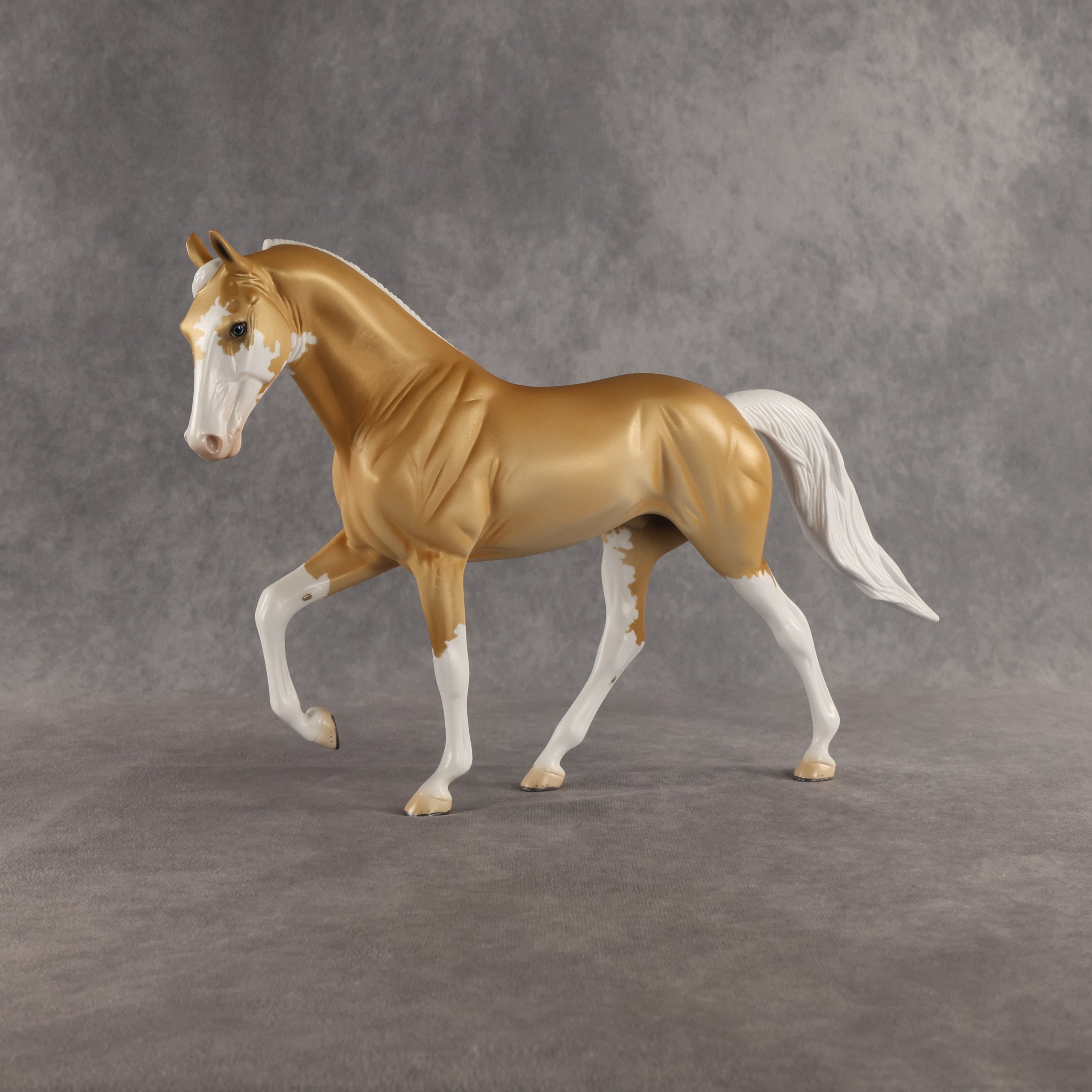 Sandals OOAK Tennessee Walker by Ellen Robbins SHCF26