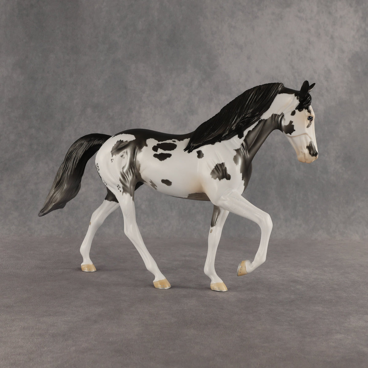 Shadow Shape OOAK Tennessee Walker by Dawn Quick SHCF26