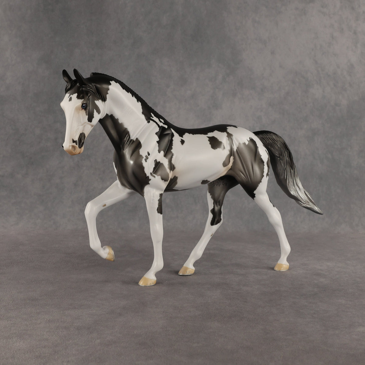 Shadow Shape OOAK Tennessee Walker by Dawn Quick SHCF26