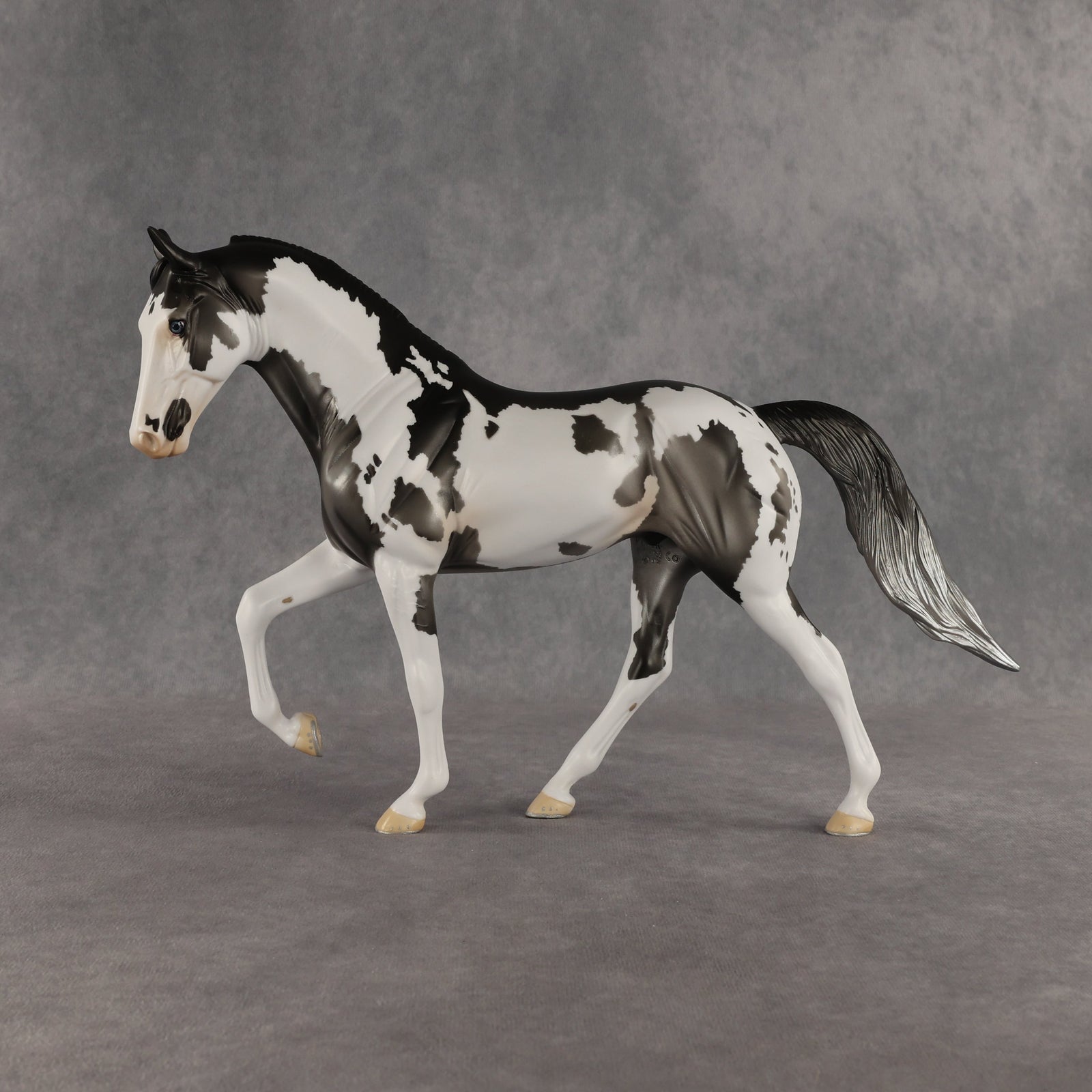 Shadow Shape OOAK Tennessee Walker by Dawn Quick SHCF26