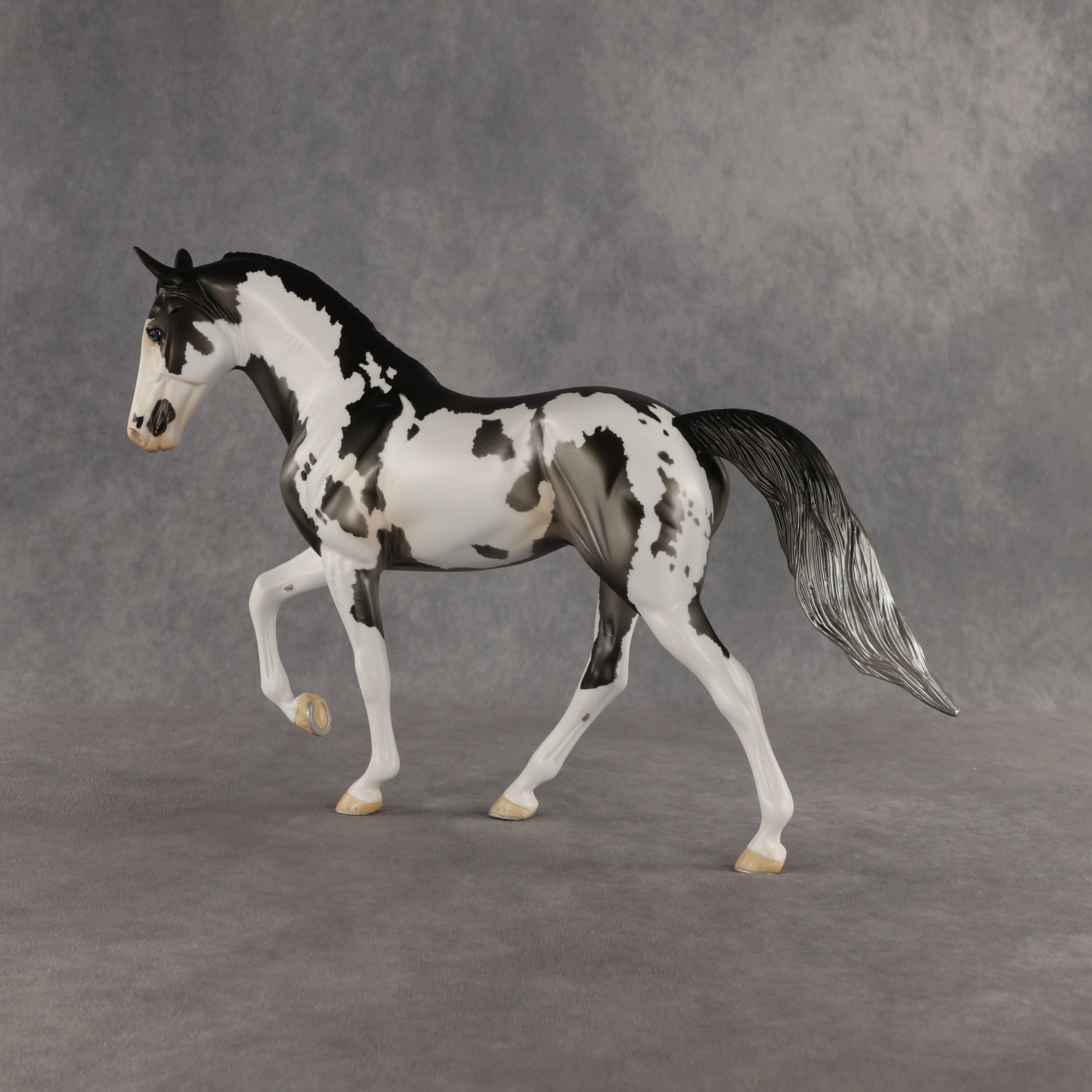 Shadow Shape OOAK Tennessee Walker by Dawn Quick SHCF26