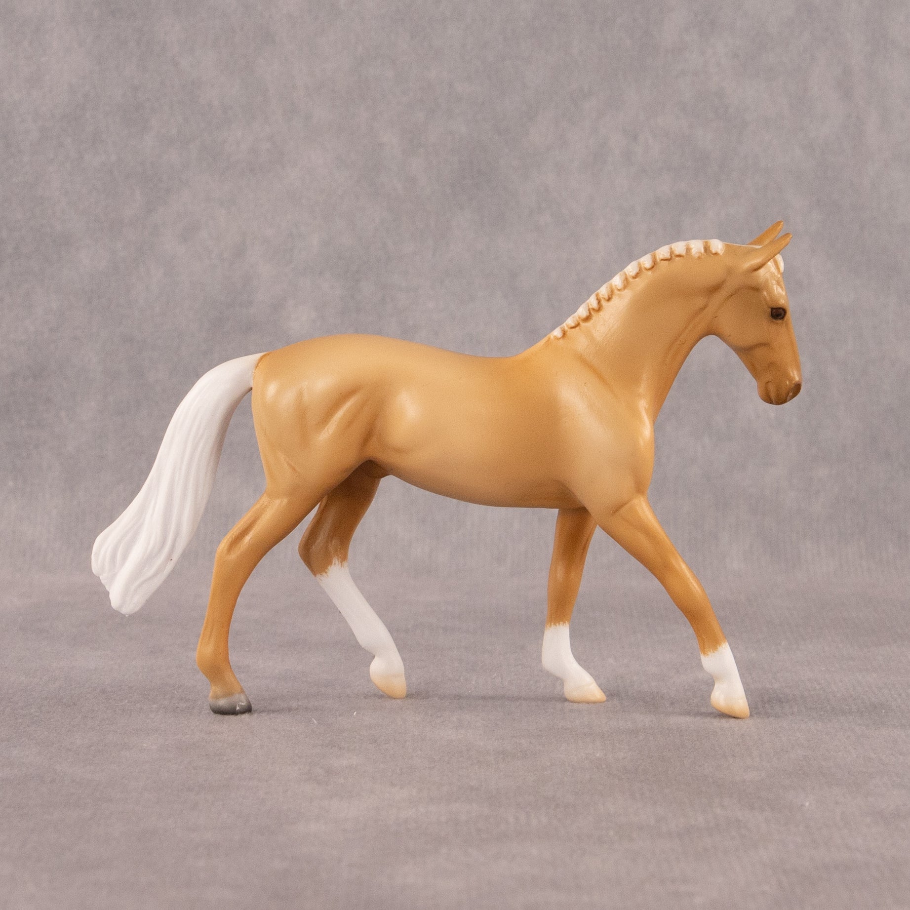 Sherbet OOAK Chip Warmblood by Madi Wiseman EQ26