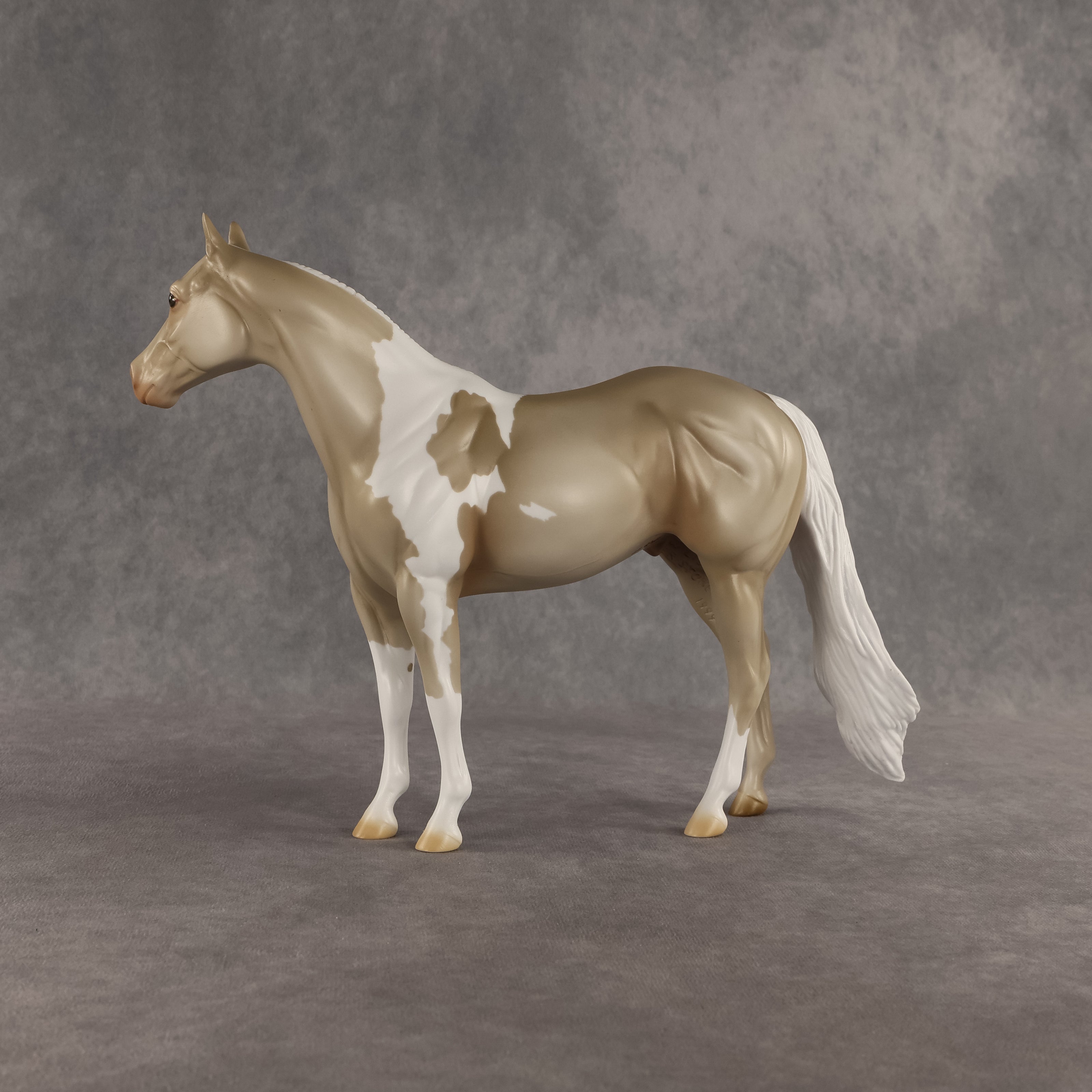 Sparrow OOAK Ideal Stock Horse by Madi Wiseman DDOOAKs26