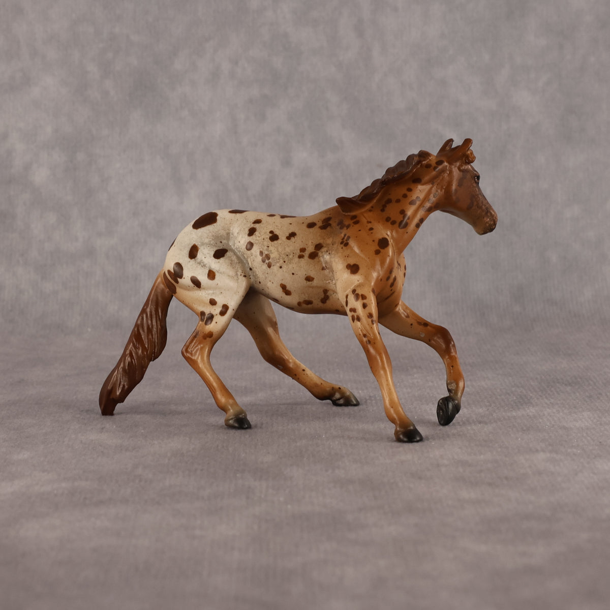 Speedy Sue OOAK Chip Cutting Horse by Anna Rieck LHS26